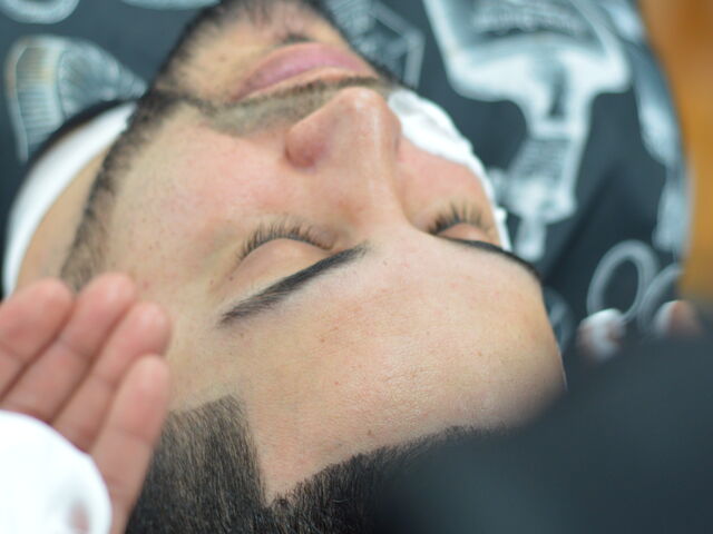 Haircut and steam facial combo